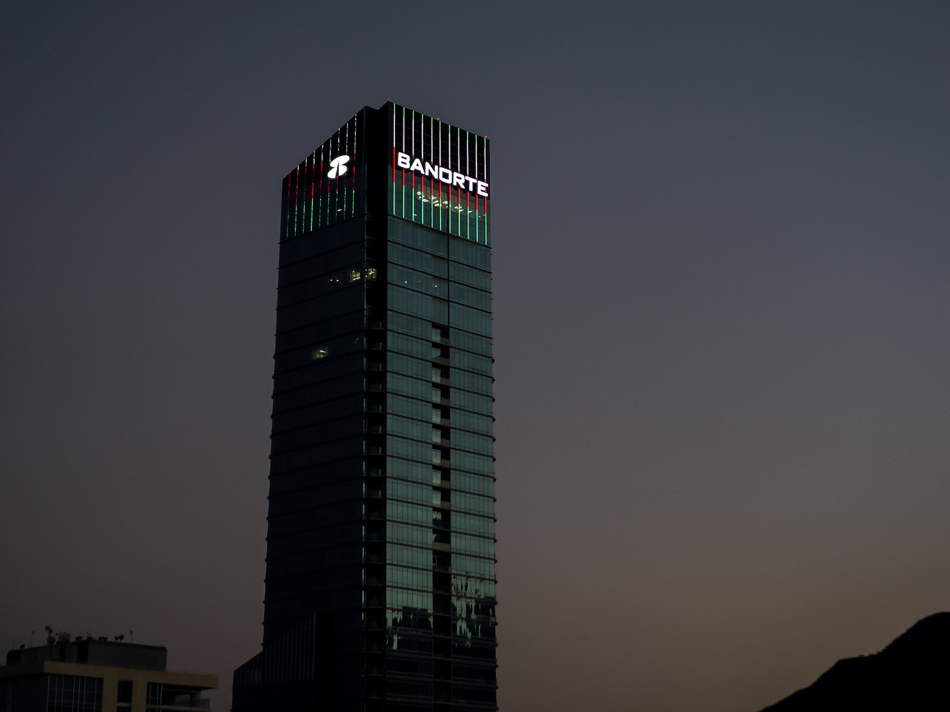 Banorte Koi Tower