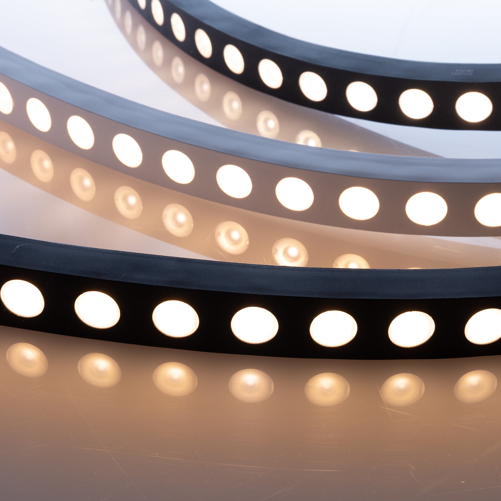 Acclaim Lighting Introduces the Flex Graze HO SC™ Offering Low-Profile Linear Wall Washing and Grazing